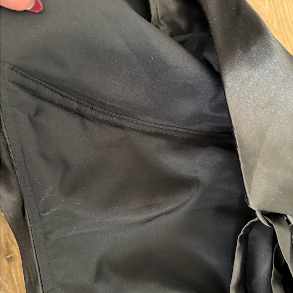 Elegant Black Satin Gown - Picture 8 of 10